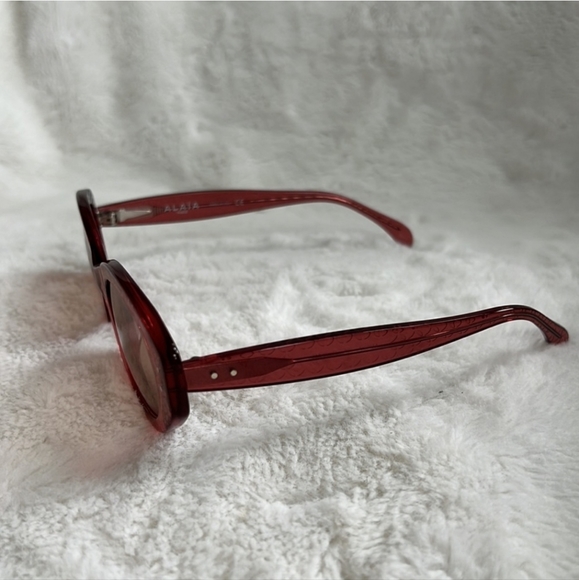 NWOT Alaïa Round Cat Eye Sunglasses - Picture 5 of 7